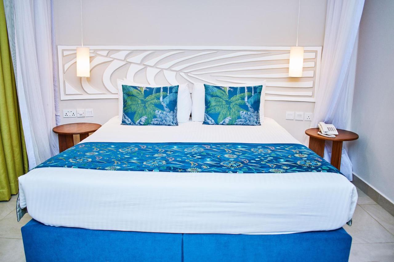 Neptune Village Beach Resort & Spa Galu Luaran gambar