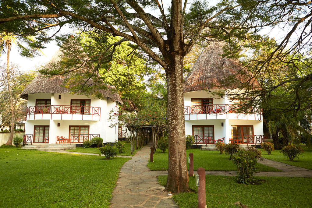 Neptune Village Beach Resort & Spa Galu Luaran gambar