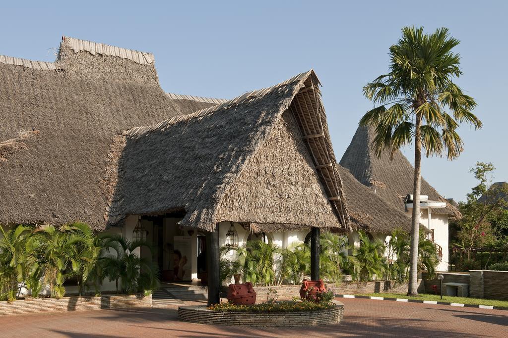 Neptune Village Beach Resort & Spa Galu Luaran gambar