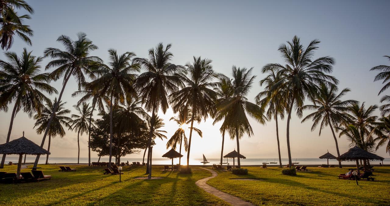 Neptune Village Beach Resort & Spa Galu Luaran gambar