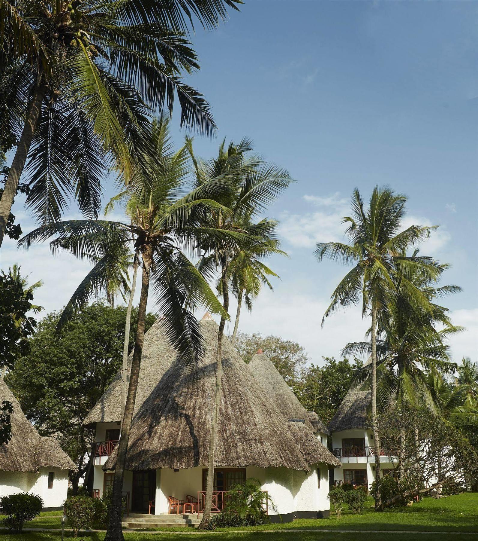 Neptune Village Beach Resort & Spa Galu Luaran gambar