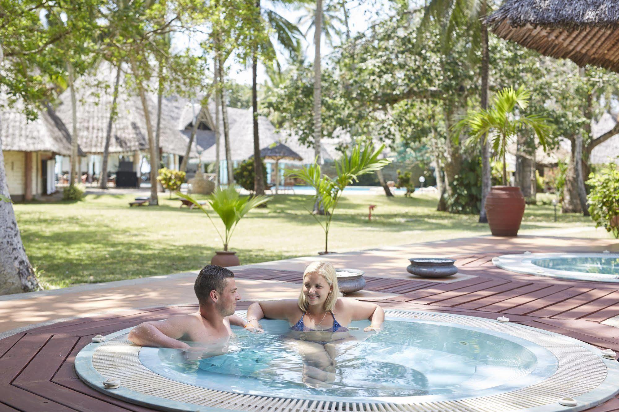 Neptune Village Beach Resort & Spa Galu Luaran gambar