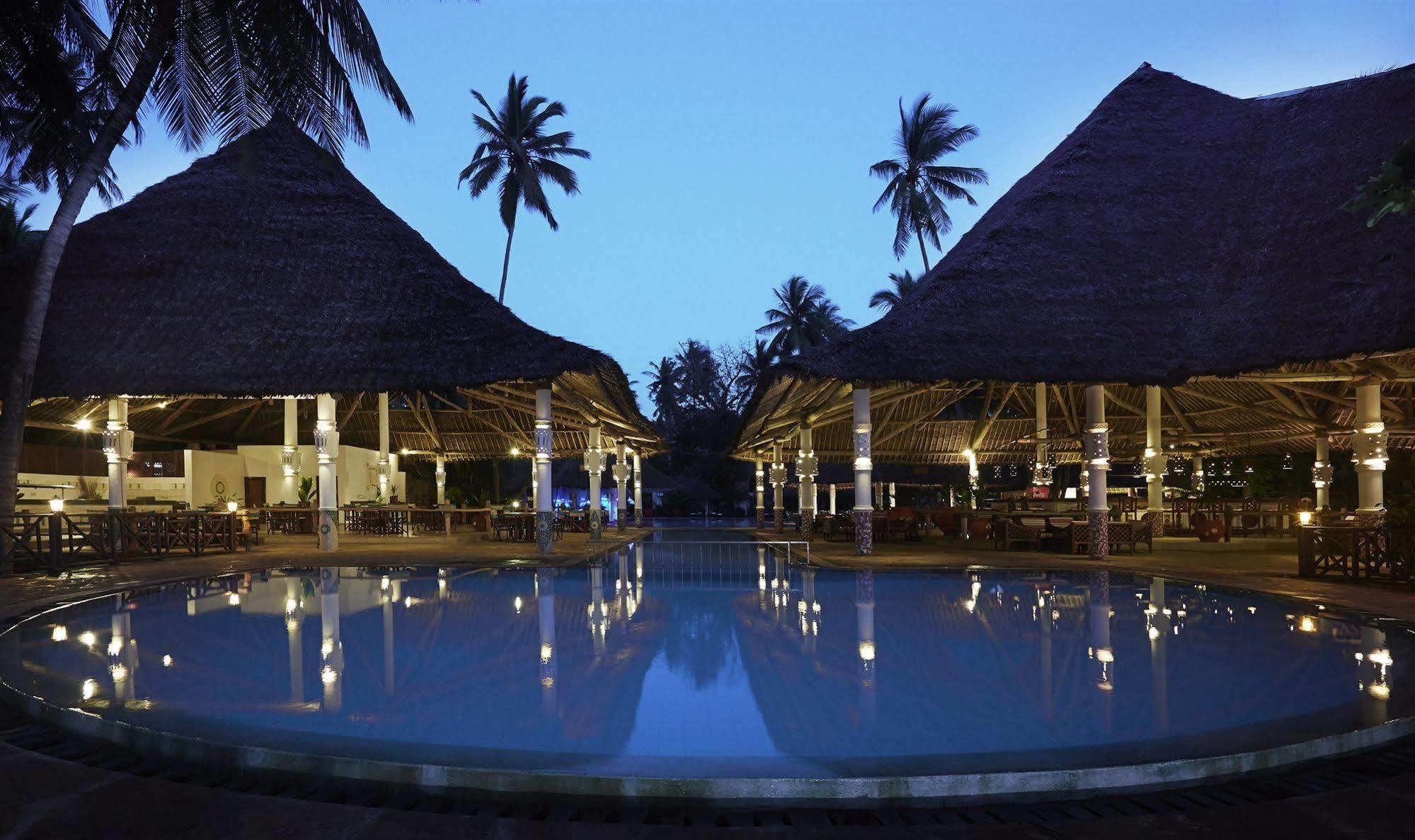 Neptune Village Beach Resort & Spa Galu Luaran gambar